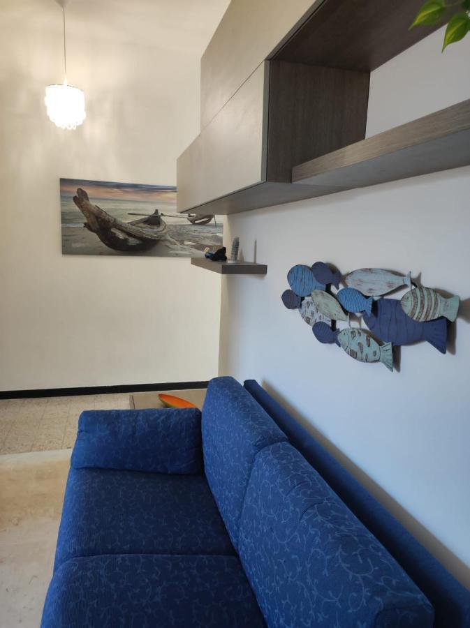 Appartamento Vicino Al Mare Con Parcheggio Riva Ligure Bagian luar foto